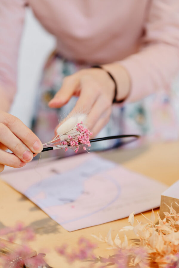 DIY medium floral hoop