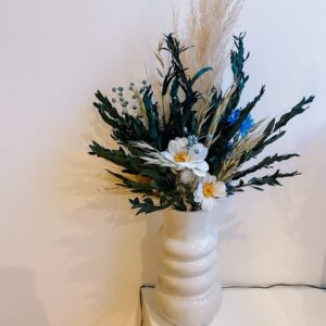 droogbloemenboeket witte grote vaas