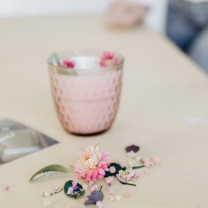 DIY geurkaarsen met droogbloemen