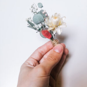 corsages met droogbloemen