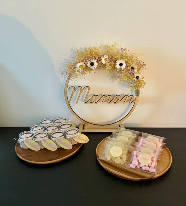 gepersonaliseerde floral hoop