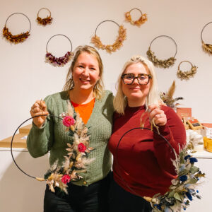 workshop dried floral hoops