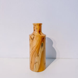 vaasje in hout