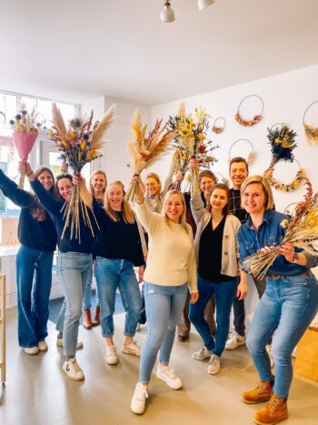 workshop lente boeket met droogbloemen droogboeket workshop verjaardag