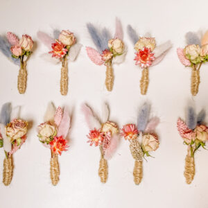 corsages met droogbloemen