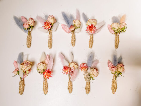 corsages met droogbloemen