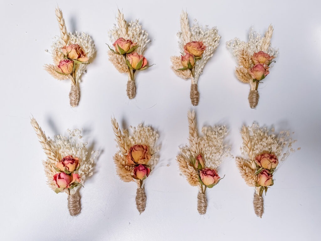 corsages