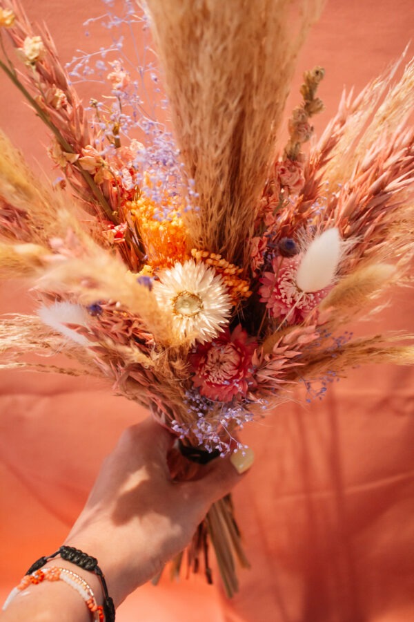 boeket met droogbloemen