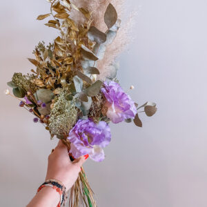 boeket met droogbloemen