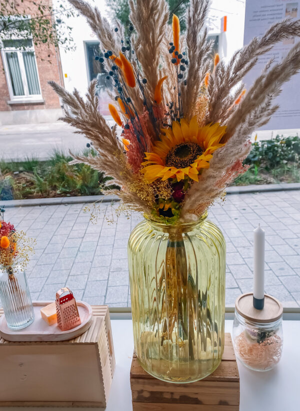 boeket met droogbloemen