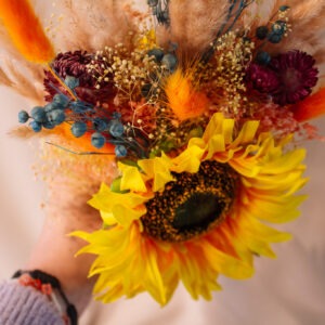 klein boeket met droogbloemen