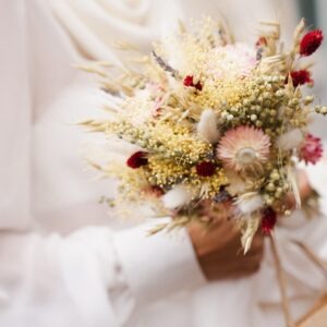 bruidsboeket met droogbloemen