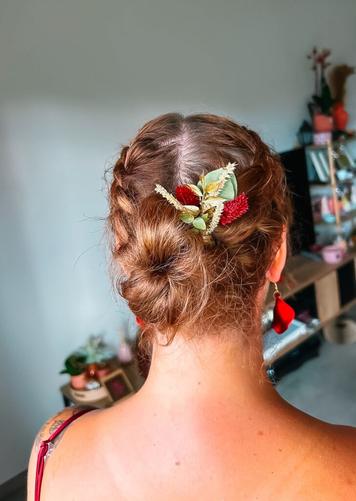 bobby pin met droogbloemen haarschuivertje met droogbloemen