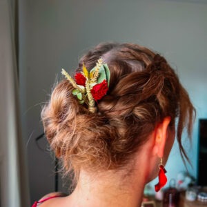 bobby pin met droogbloemen haarschuivertje met droogbloemen