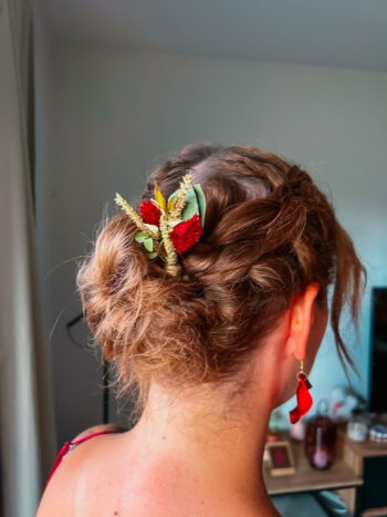 bobby pin met droogbloemen haarschuivertje met droogbloemen